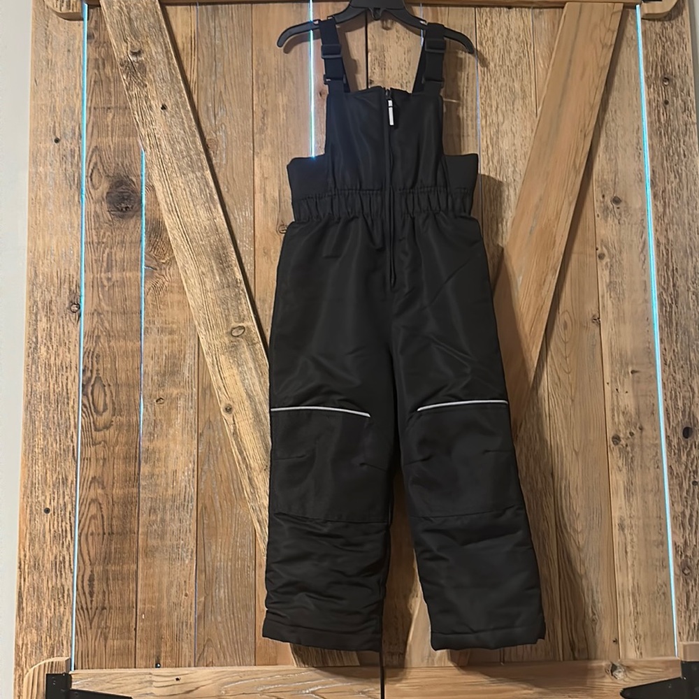 4T snow suit